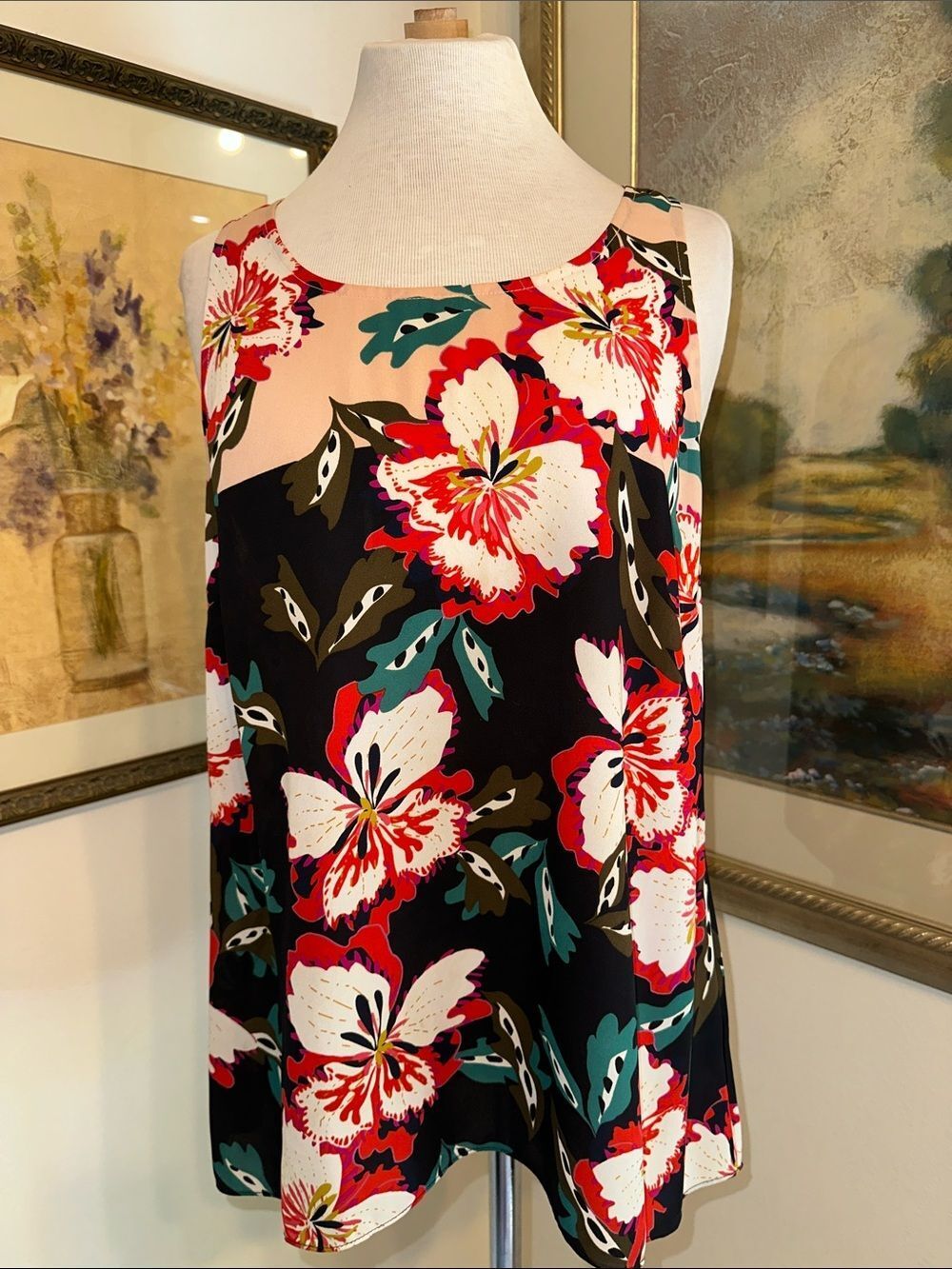 Cabi Hibiscus Big Floral Sleeveless Top Size Large